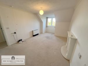 Lounge- click for photo gallery